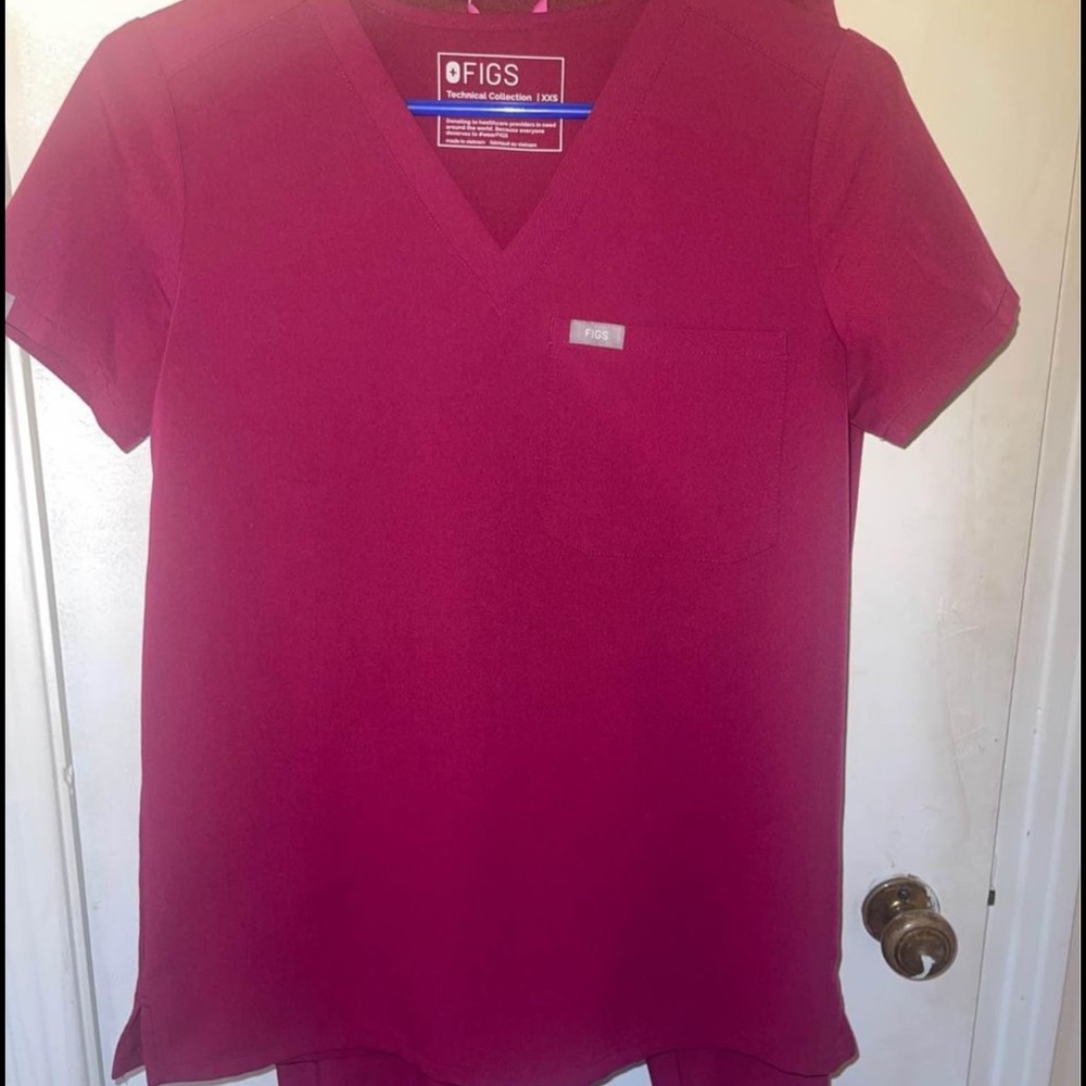 Figs scrubs!